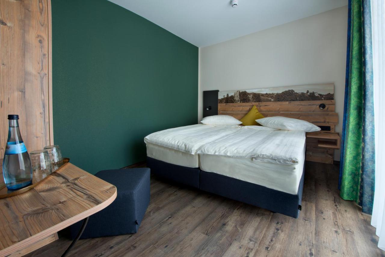 Hotel Zum Gruenen Baum Pfahlheim Ngoại thất bức ảnh